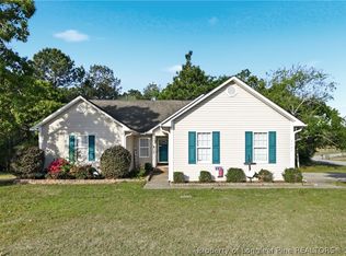 3920 Dickens Ave, Hope Mills, NC 28348