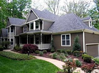 14377 Walnut Creek Dr, Fort Wayne, IN 46814