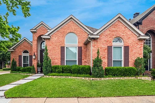 18503 Kelly Cave Trl Photo 1
