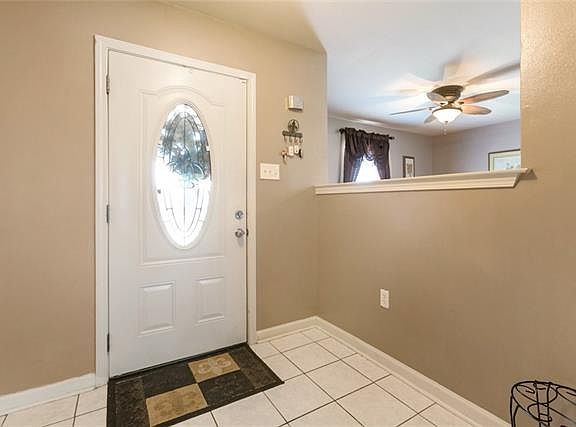 3rd image of 3301 Riverland Dr