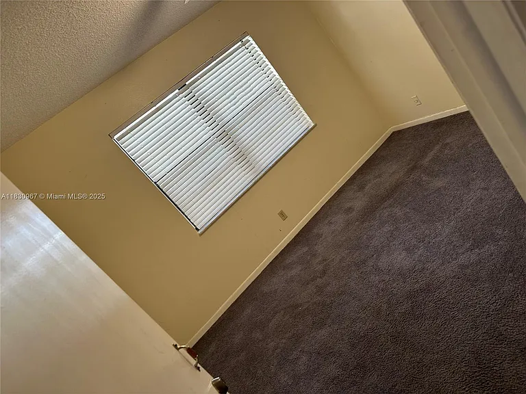6575 W Oakland Park Blvd #214 — Photo 32