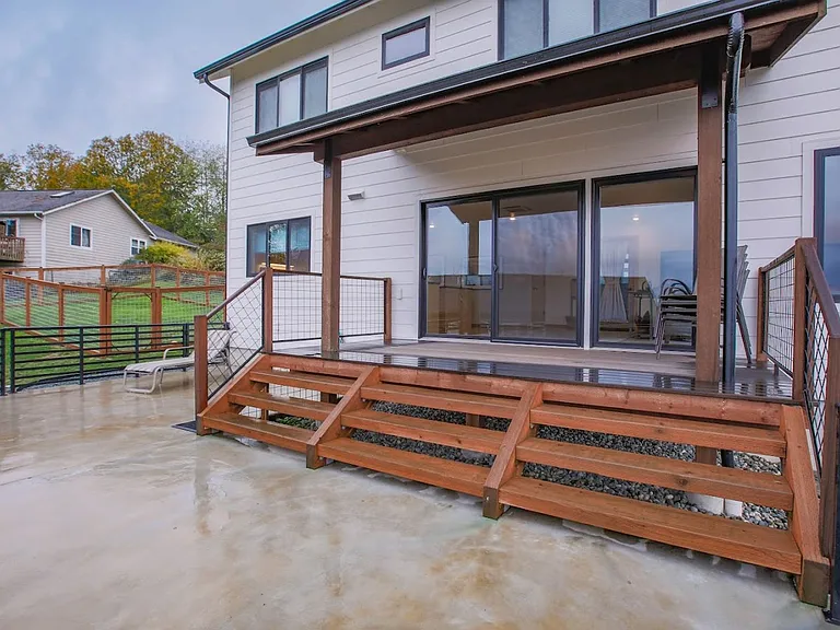 4896 Harbor Hills Dr — Photo 17