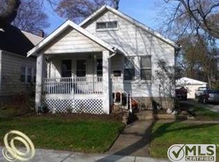 65 Maywood Ave, Pleasant Ridge, MI 48069