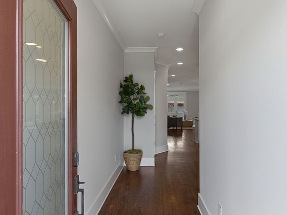 5th image of 5205B Kentucky Ave