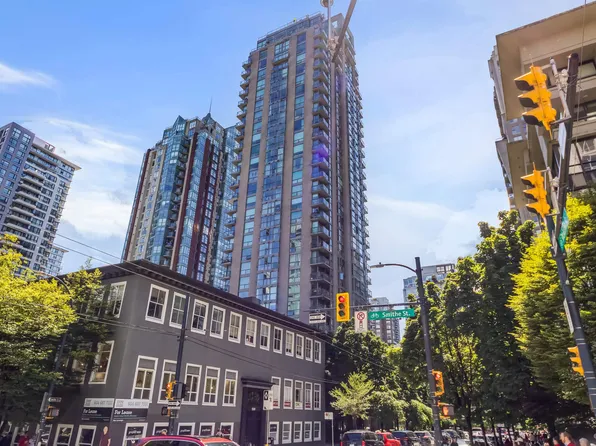 928 Richards St #1104, Vancouver, BC V6B 6P6
