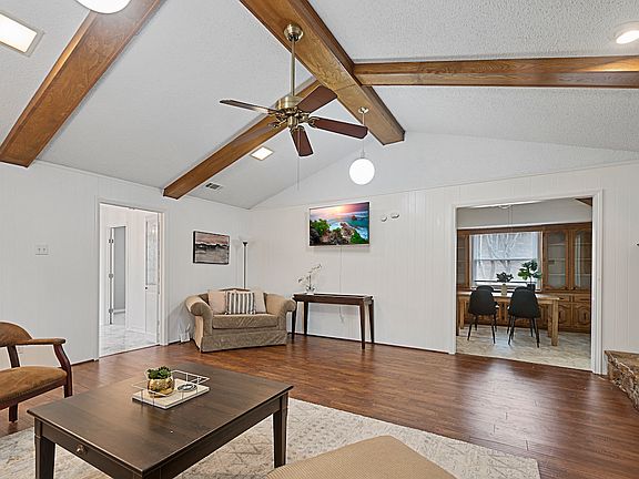 2nd image of 1912 Briarwood Ln #1A-683090