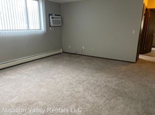 3201 E Rosser Ave APT 6, Bismarck, ND 58501