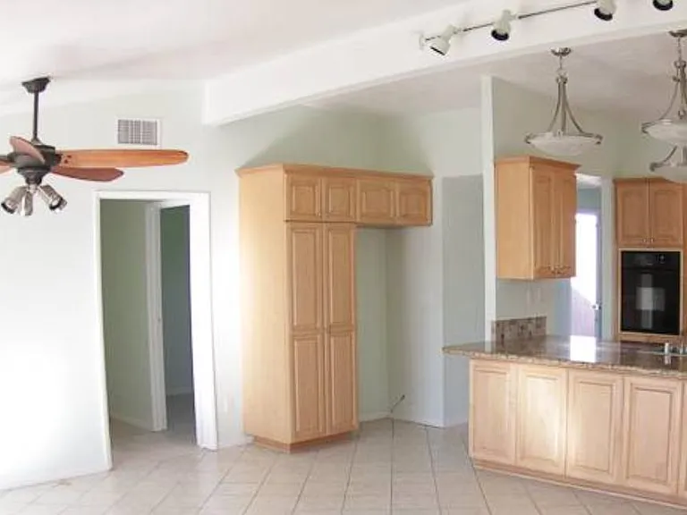 2466 Palace Dr — Photo 4