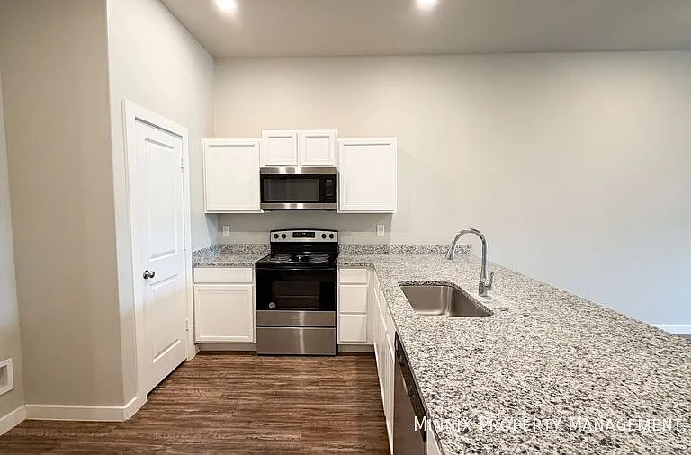 2129 Kokomo Ave #B — Photo 5