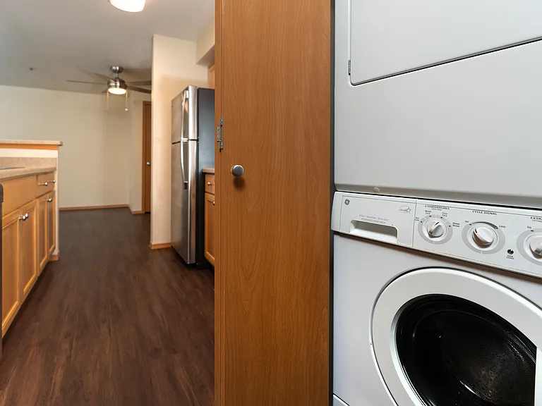 1 Bed 1 Bath Standard - 608 Sq Ft 1 Bed 1 Bath Standard - 608 Sq Ft