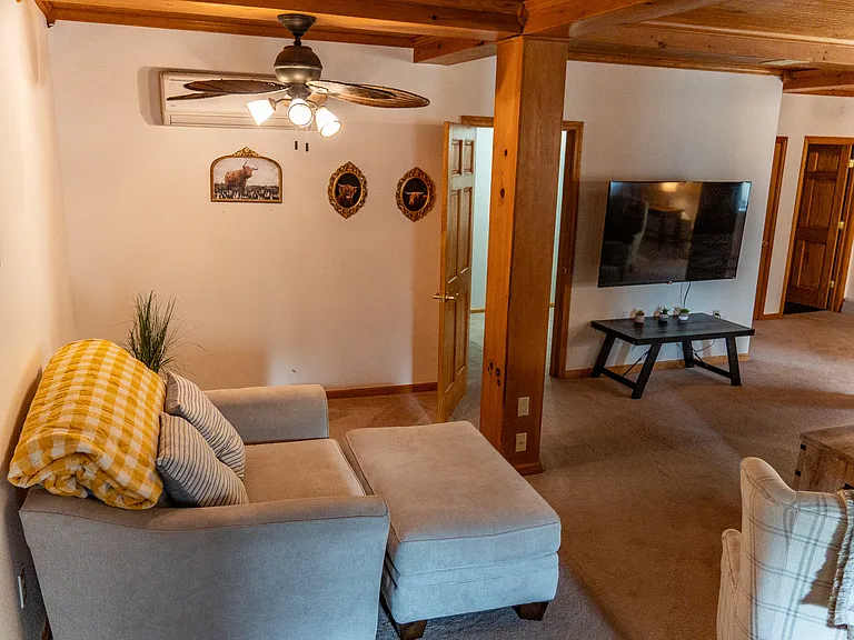 21 Ridge St #2 — Photo 15