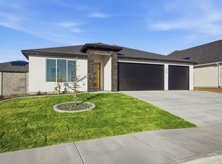 678 Cortona Way, Richland, WA 99352
