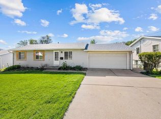 1112 N Lincoln Ave, Davenport, IA 52804