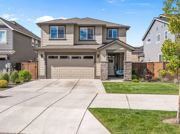 3010 NE Nipper Dr, Bend, OR 97701