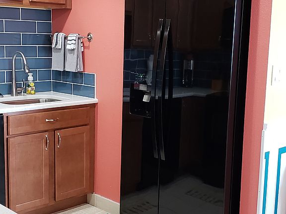 Side by Side refrigerator