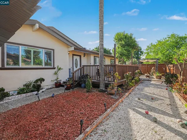 2035 Sherman Dr, Pleasant Hill, CA 94523