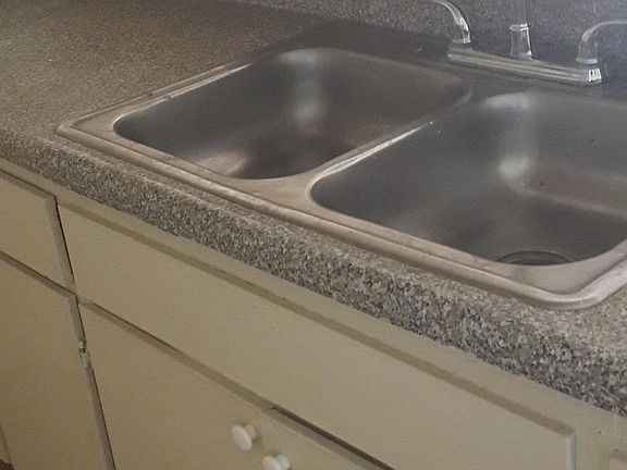 4th image of 14212 Delano St APT 205