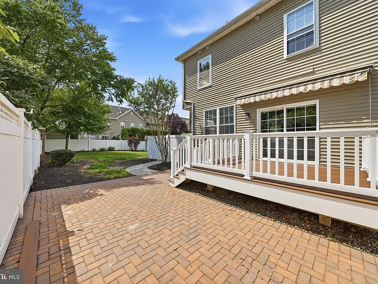 3518 Trevi Ct — Photo 30