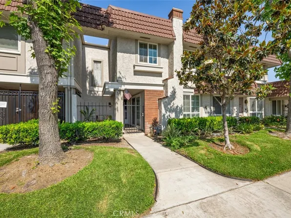 11255 Knott Ave, Cypress, CA 90630