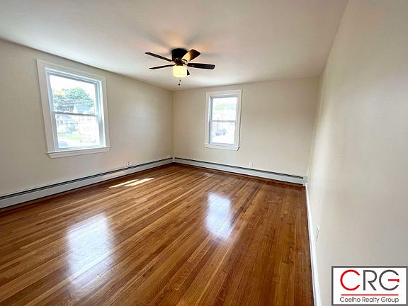 4th image of 30 Eustis St APT 3