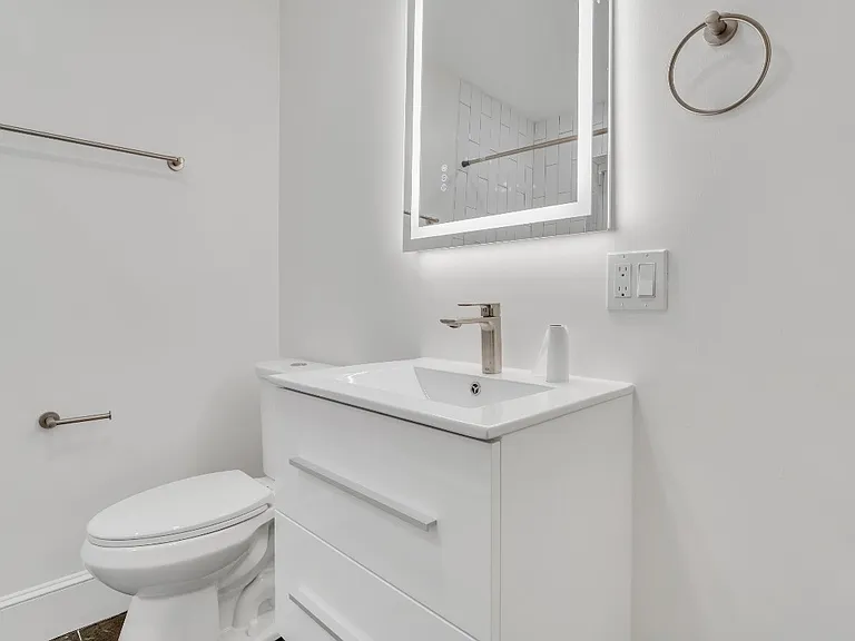 316 Summit Ave #102 — Photo 11