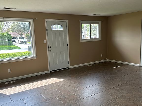 2nd image of 6159 Thistlewood Dr