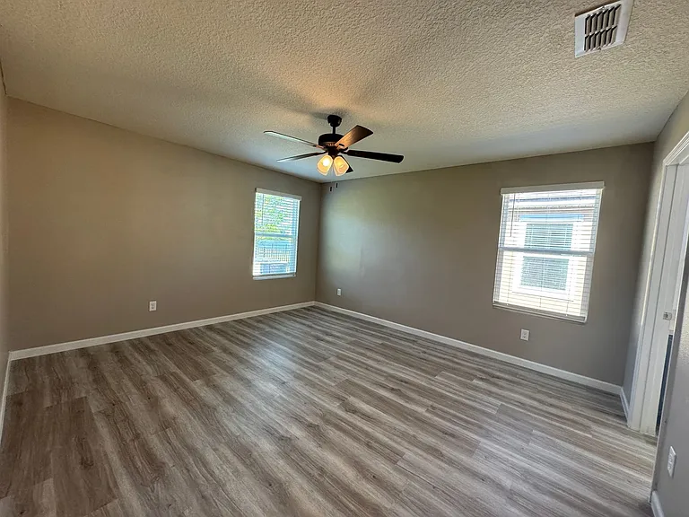 217 Brooklet Cir — Photo 19