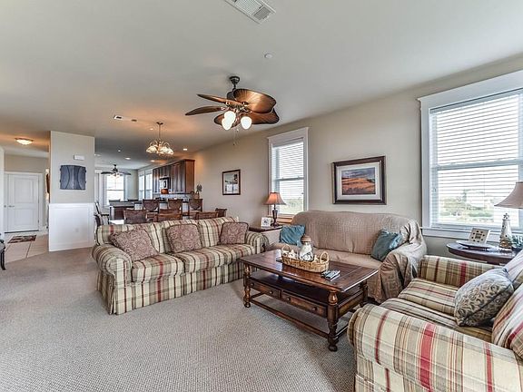 4th image of 4141 Pointe West Dr Unit 201