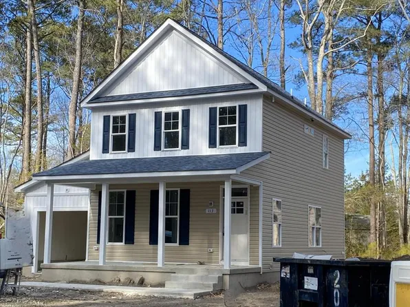 113 Laurel Ln, Colonial Beach, VA 22443