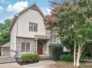 915 Millbrook Rd, Charlotte, NC 28211