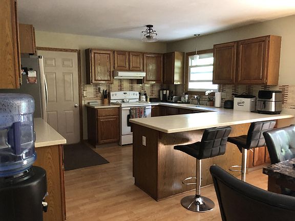 3rd image of W259N8277 Homestead Dr