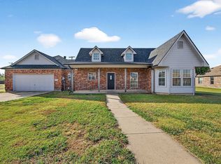 501 Harris St, Gunter, TX 75058