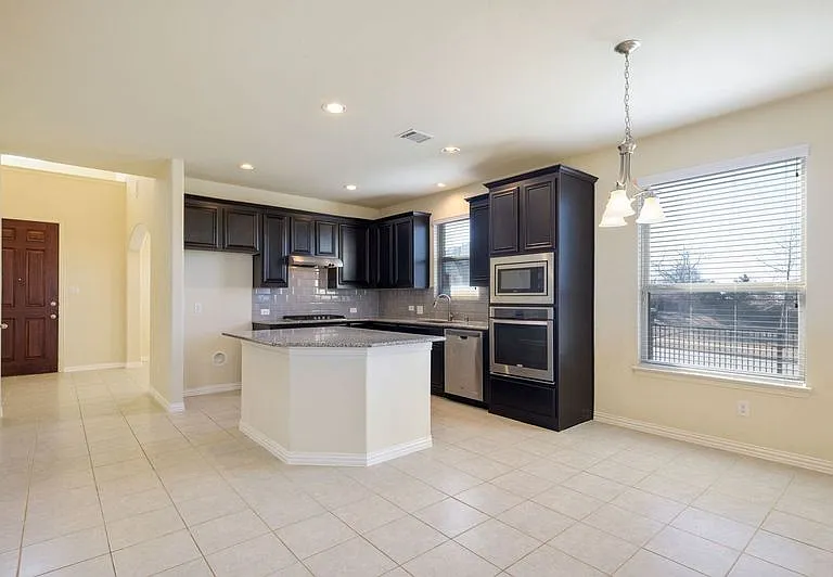 4001 Eaton Park Dr — Photo 8