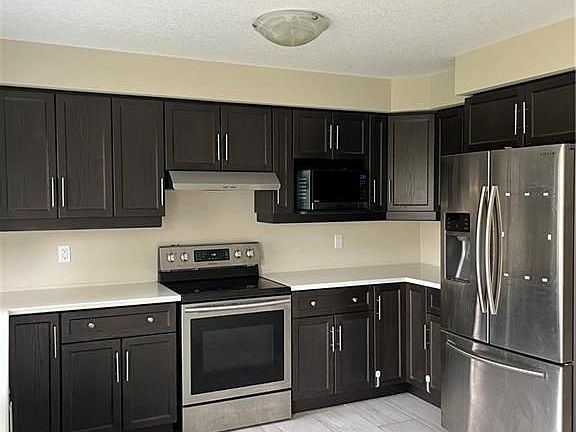 3rd image of 29 Ambrous Cres
