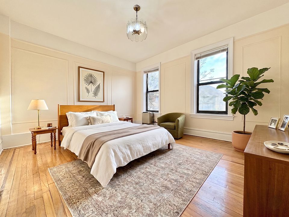 2nd image of 1764 E 18th St APT 2A
