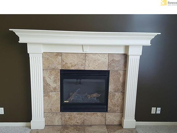 3rd image of 209 NW Jackie Ave