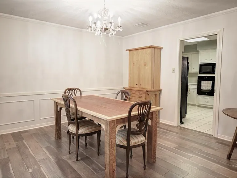 5938 Foresthaven Dr — Photo 4