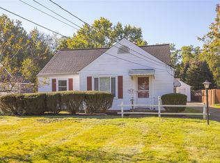 24363 Smith Ave, Westlake, OH