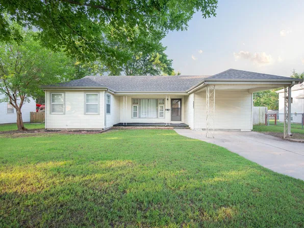 1527 W Wyoming St, Wichita, KS 67203