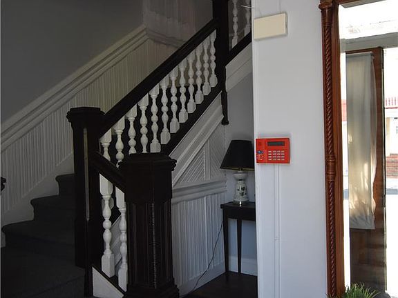 2nd image of 201 Cattell St #5