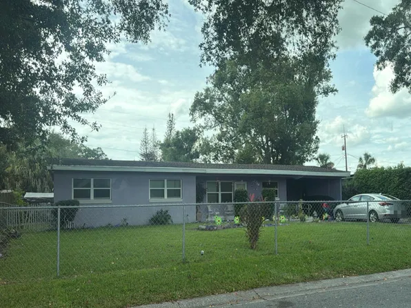 2316 Eiffel Dr, Orlando, FL 32808