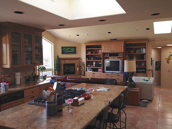 2nd image of 19231 Valle Vista Dr
