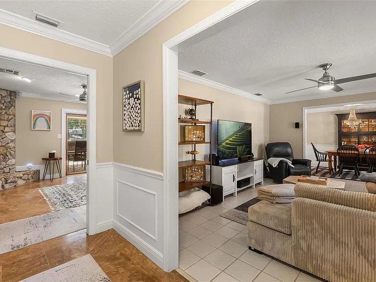 180 Springwood Trl — Photo 6