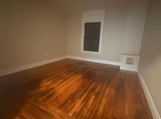49 Austin St APT 4, Worcester, MA 01609