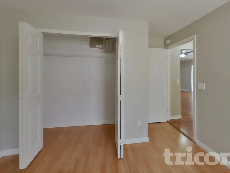 17128 Woodcrest Way — Photo 11
