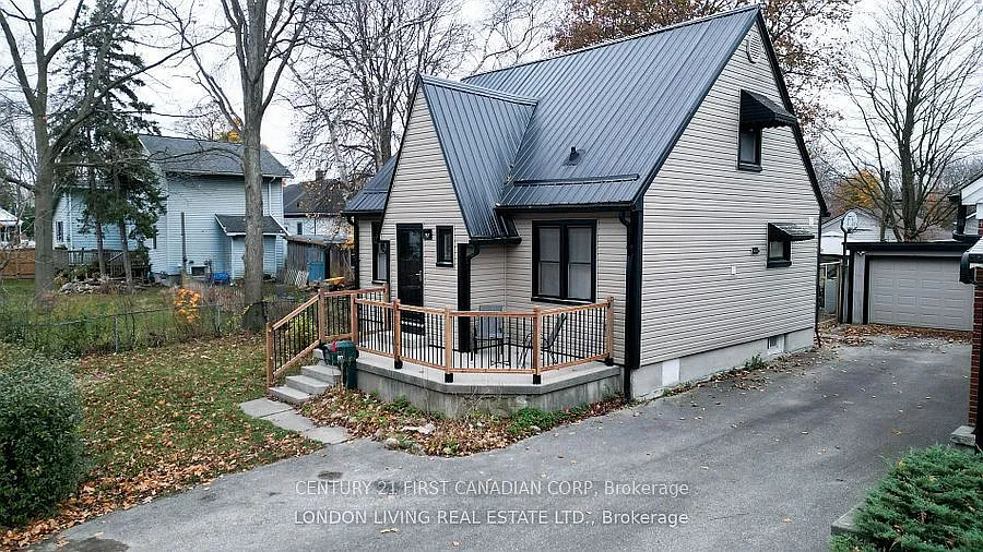 5 bed, $2,600 — Photo 2
