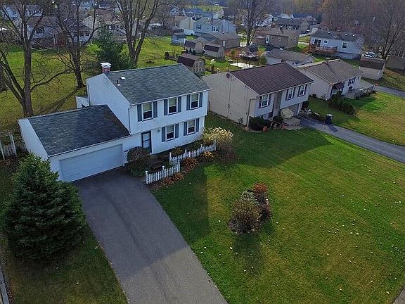 4th image of 5671 Stanford Ave