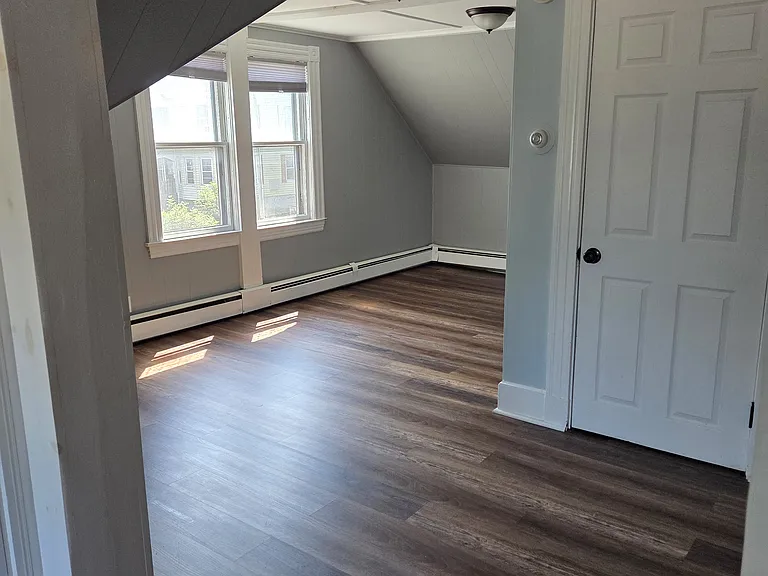 17 Clinton Ave #3 — Photo 14