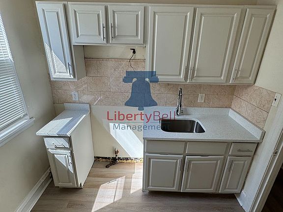 5th image of 1238 W Lehigh Ave #3F