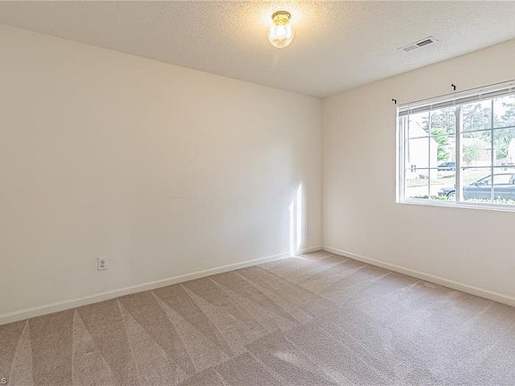 5th image of 3708 Wynterhall Way